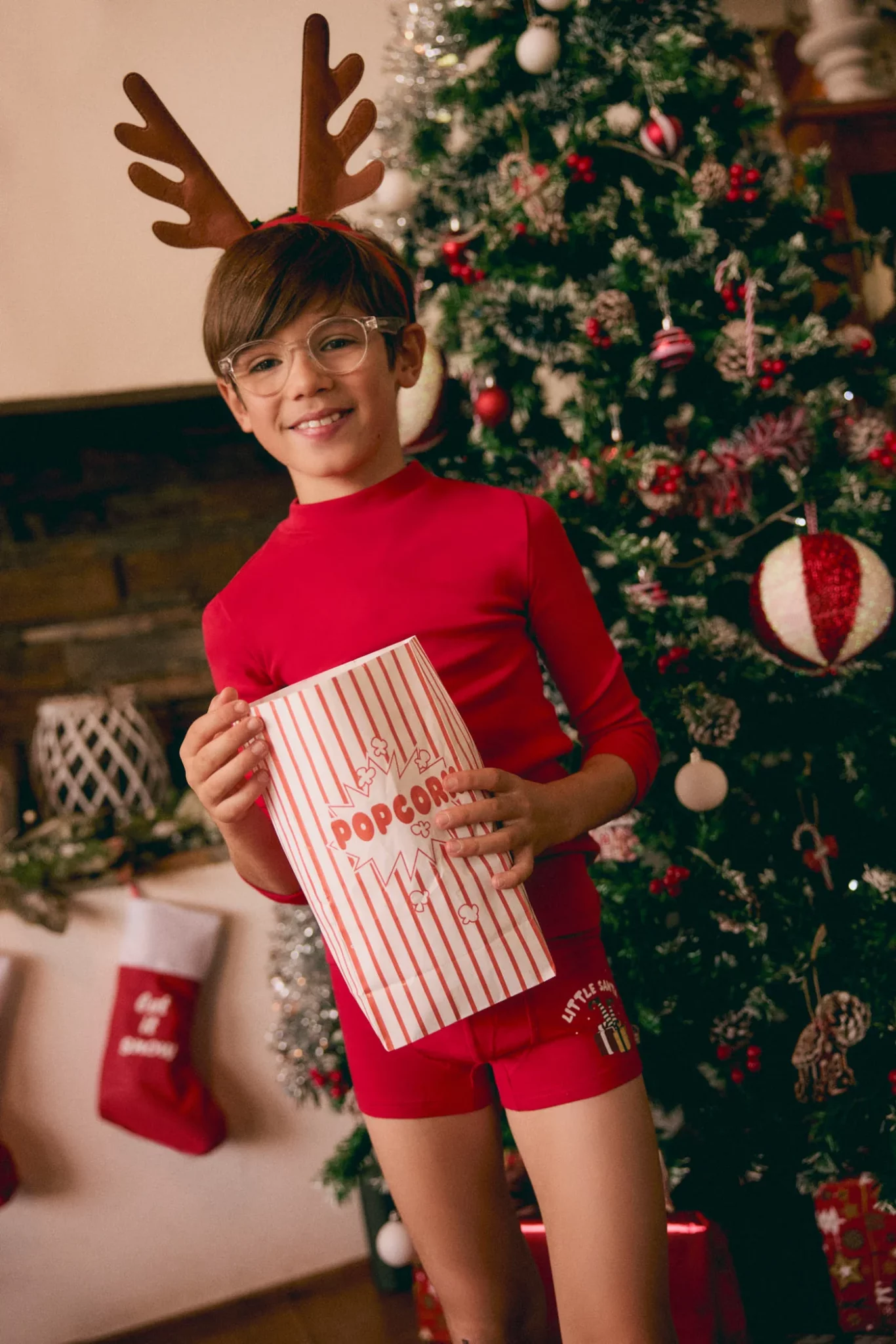 18454-0-editorial-boxer-infantil-estampado-navideno-ysabel-mora